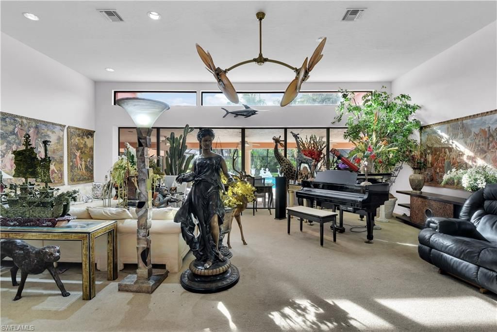 Interior, Piano, Recessed Lighting