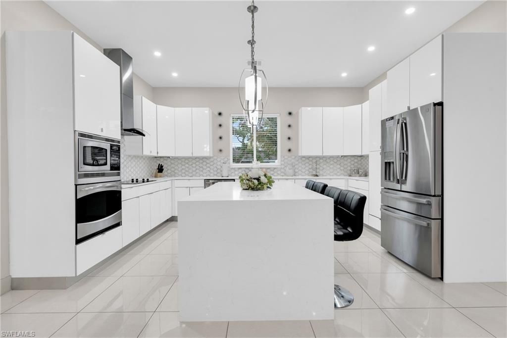 Interior, Kitchen, Pendant Lights, Recessed Lighting, Stainless Steel Appliances