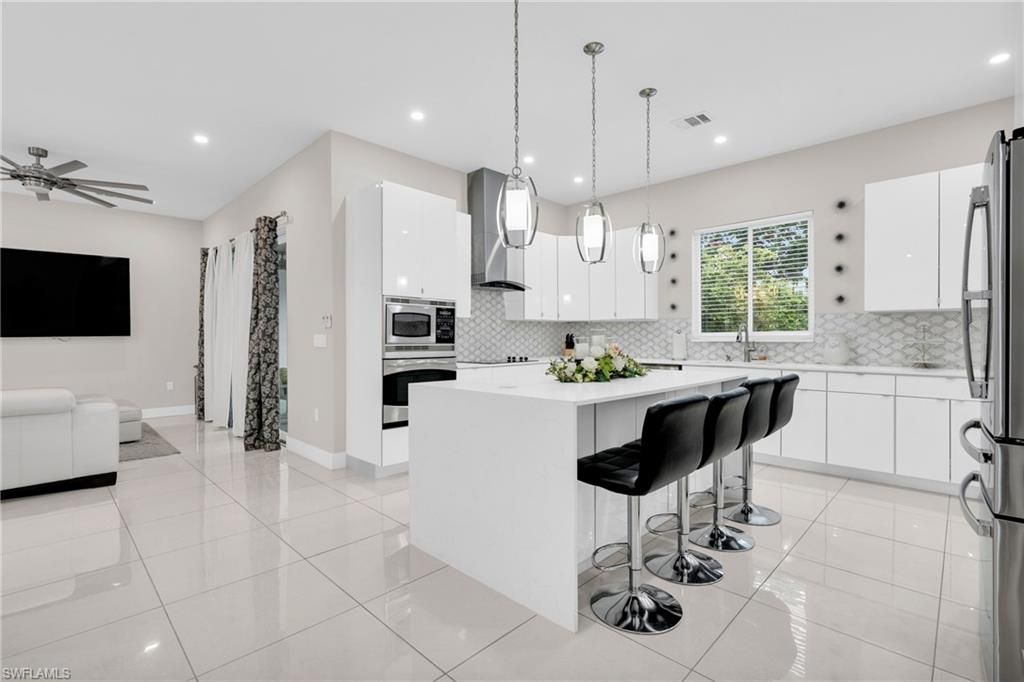 Interior, Kitchen, Pendant Lights, Recessed Lighting, Stainless Steel Appliances
