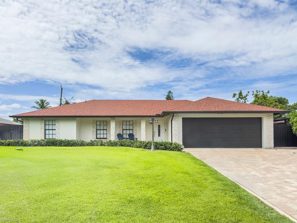 Attached, Backyard, Exterior, Facade, Ranch