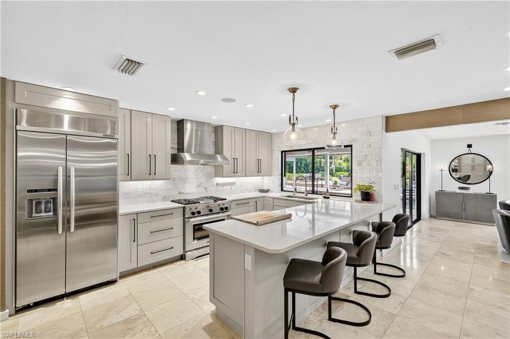 Interior, Kitchen, Pendant Lights, Recessed Lighting, Stainless Steel Appliances