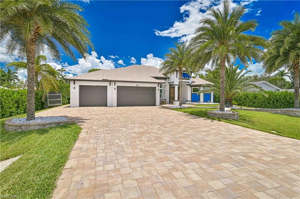 Attached, Backyard, Exterior, Facade, Ranch