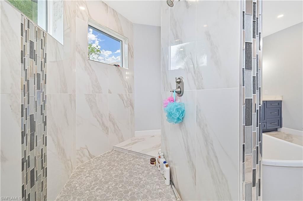 Bathroom, Interior, Marble Walls, Recessed Lighting