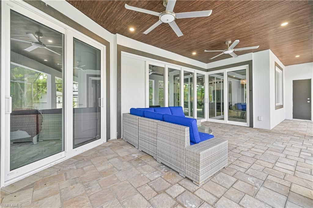 Exterior, Recessed Lighting