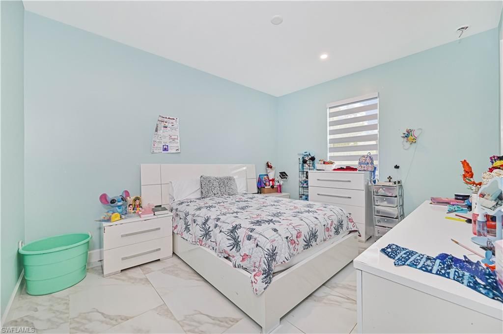 Bedroom, Interior, Marble, Recessed Lighting