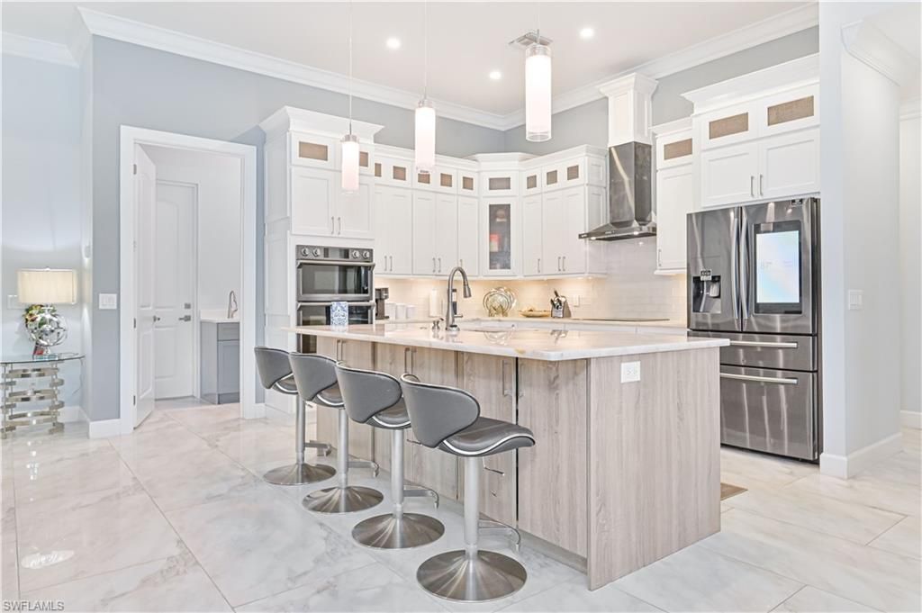 Interior, Kitchen, Pendant Lights, Recessed Lighting, Stainless Steel Appliances