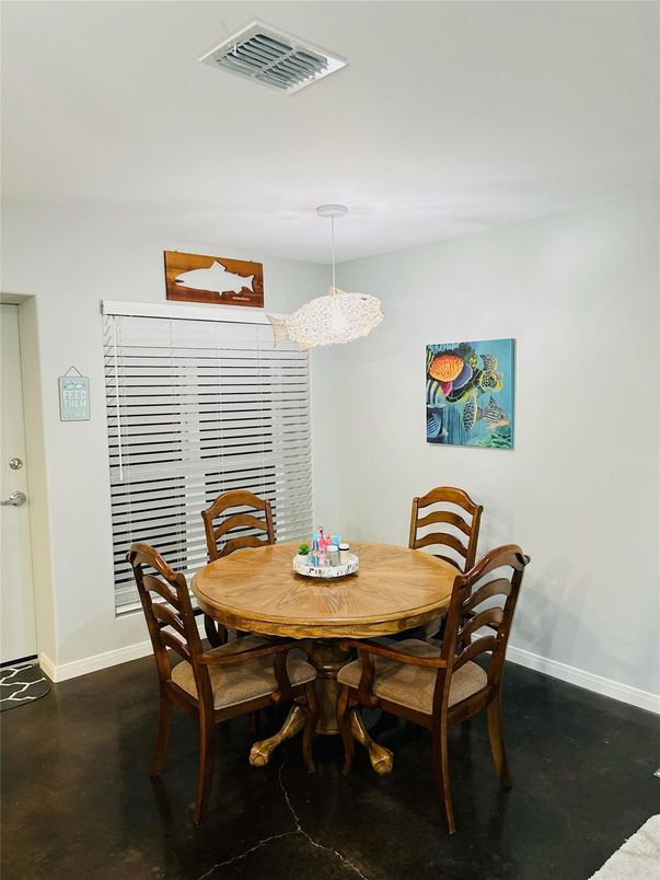 Chandelier, Dining room, Interior
