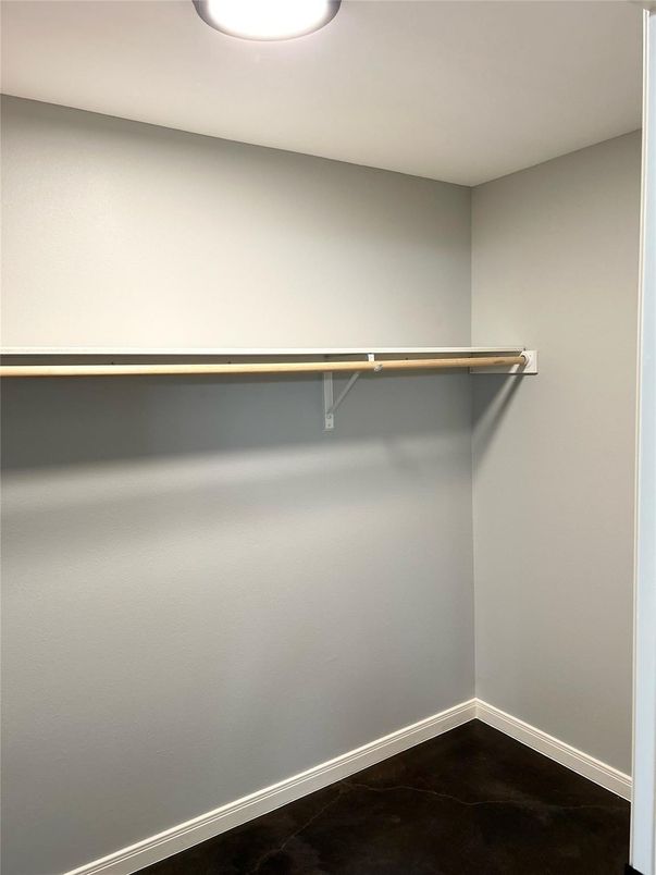 Interior, Walk-in Closets