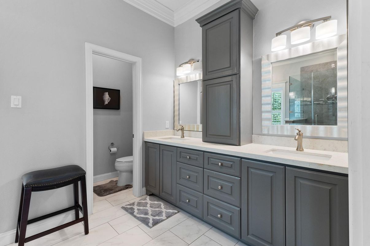 Bathroom, Dual Sink Vanities, Interior, Marble