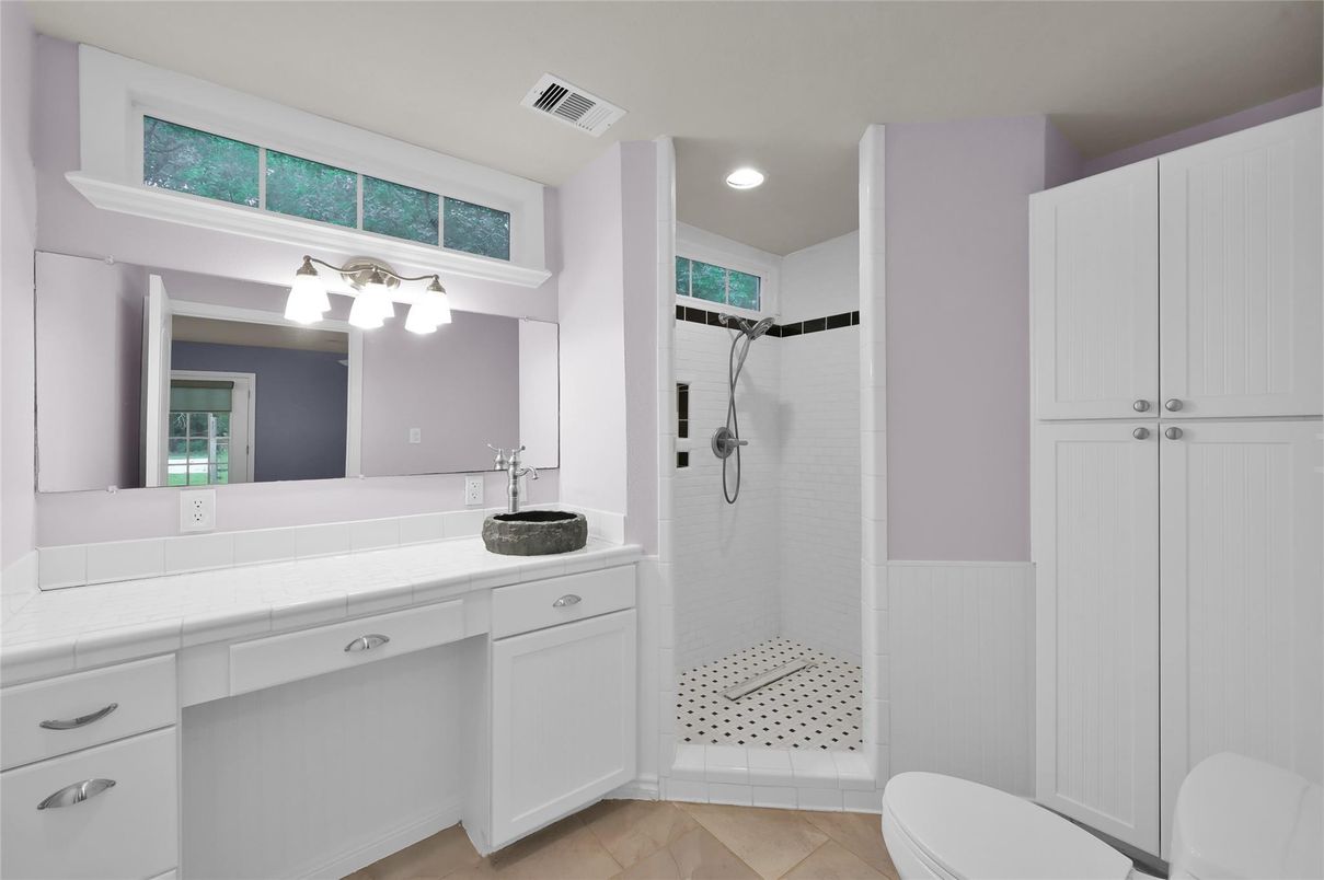 Bathroom, Interior, Recessed Lighting, Tile Countertops