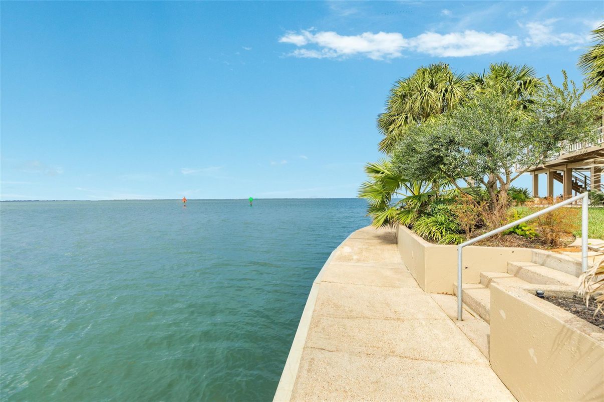 Exterior, Water