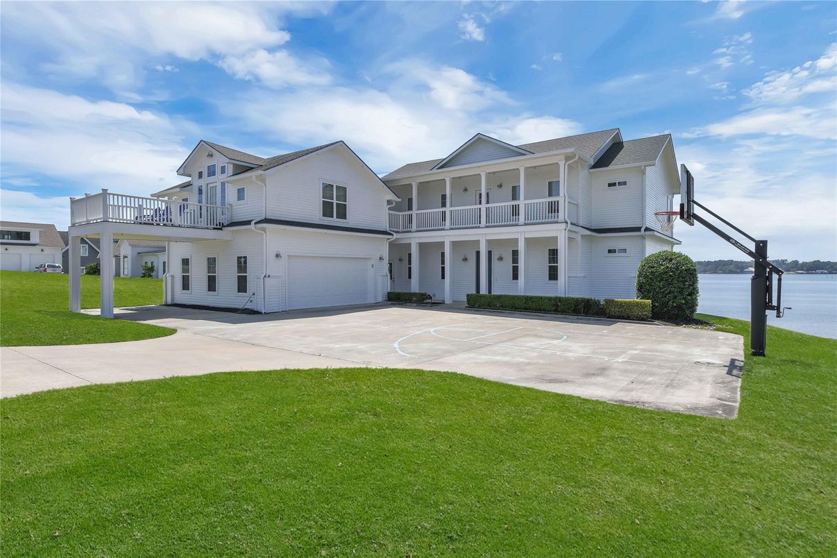 Backyard, Exterior, Water