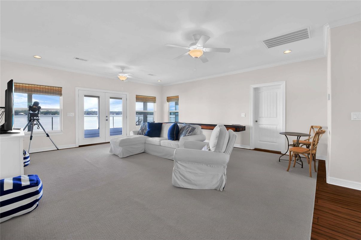 Interior, Living room, Recessed Lighting, Water