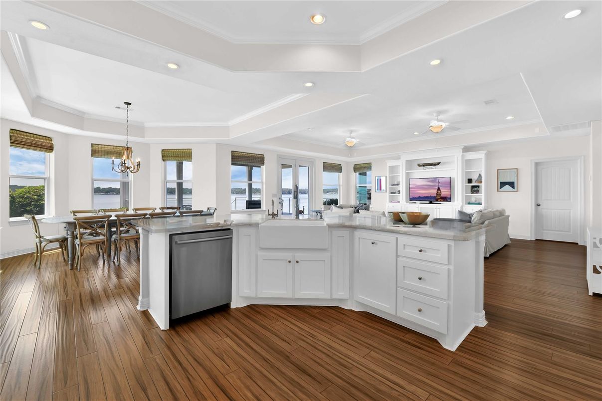 Chandelier, Dining room, Interior, Kitchen, Living room, Recessed Lighting, Wood Texture Flooring