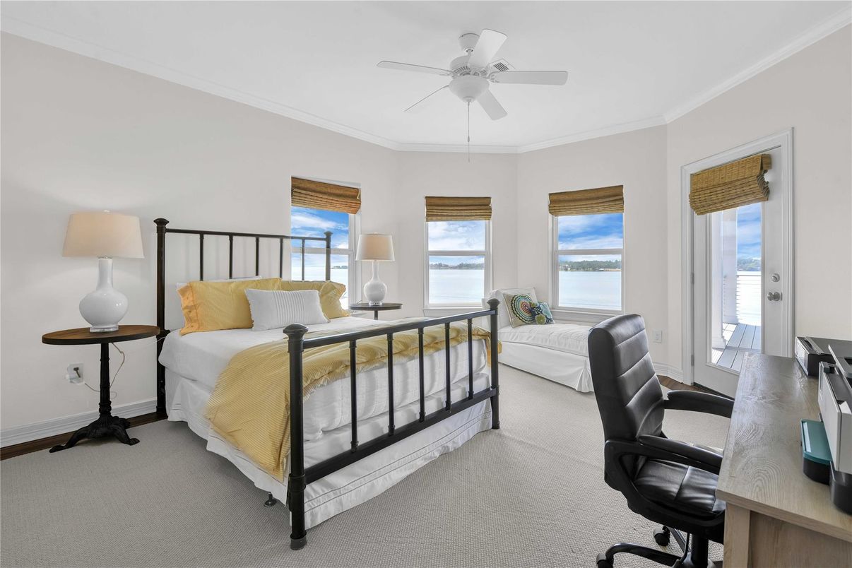 Bedroom, Home Office, Interior, Water
