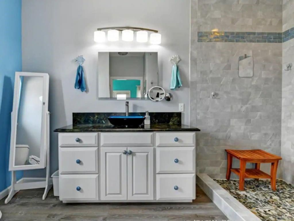 Bathroom, Interior, Wood Texture Flooring
