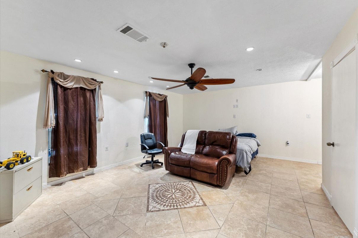 Interior, Recessed Lighting