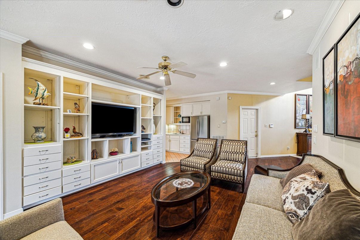 Interior, Living room, Recessed Lighting, Stainless Steel Appliances, Wood Texture Flooring
