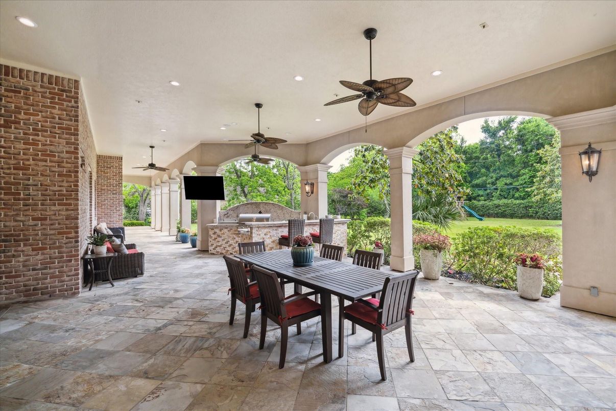 Exterior, Recessed Lighting