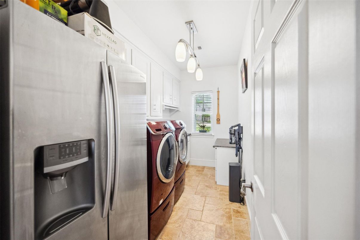 Interior, Kitchen, Pendant Lights, Washer