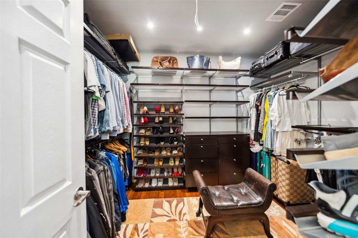 Interior, Recessed Lighting, Walk-in Closets, Wood Texture Flooring