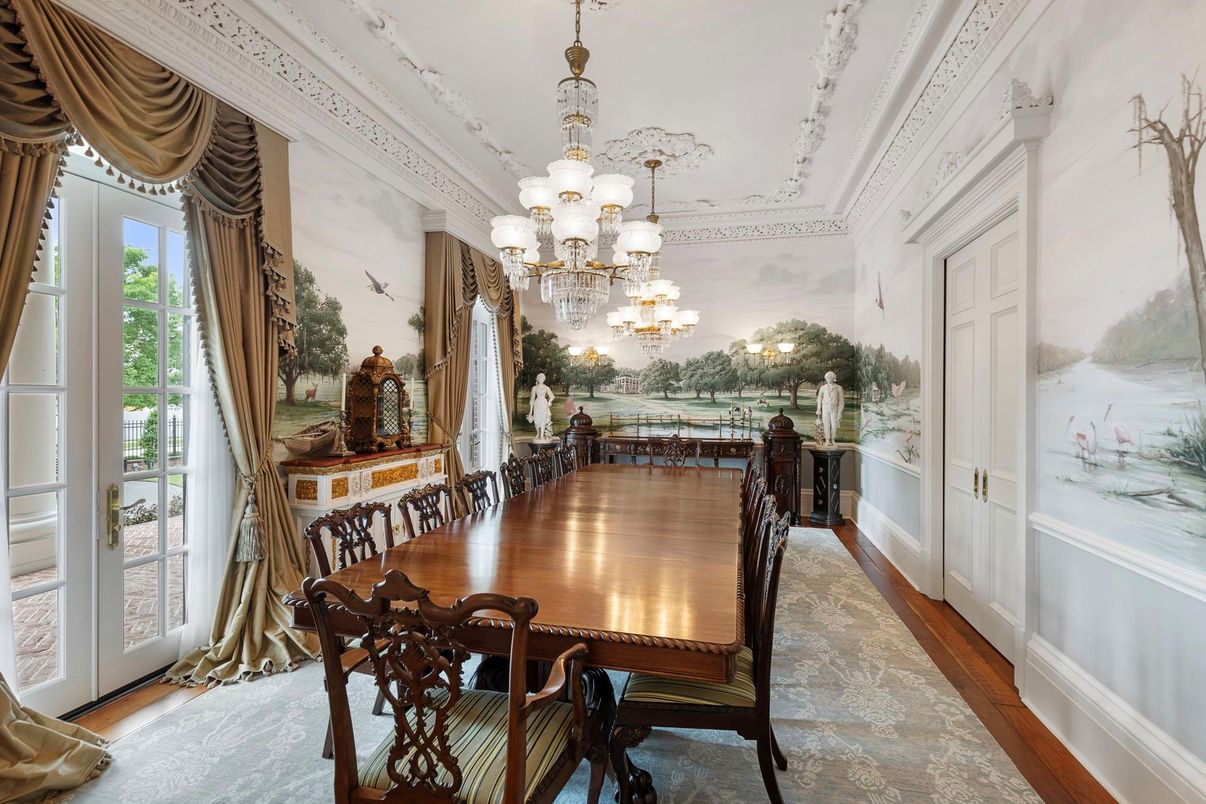 Chandelier, Dining room, Interior, Wood Texture Flooring
