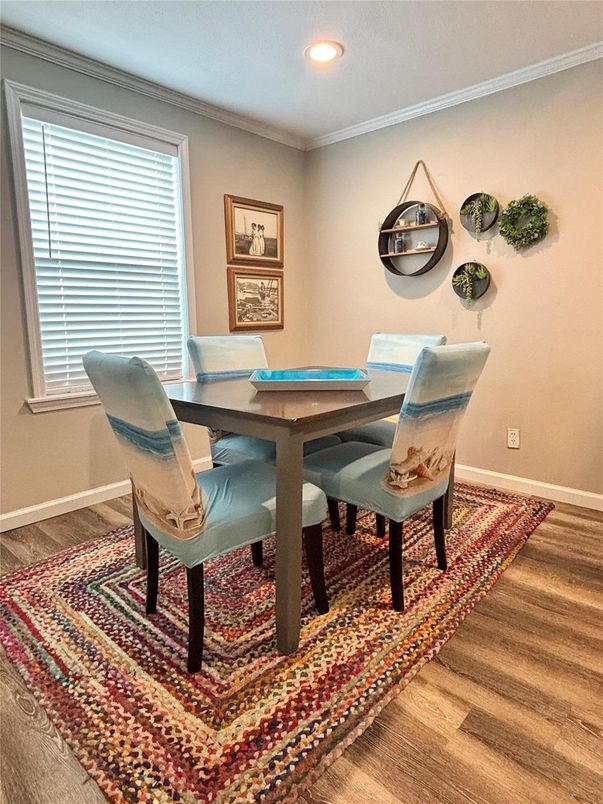 Dining room, Interior, Recessed Lighting, Wood Texture Flooring