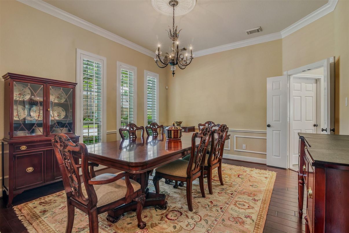 Chandelier, Dining room, Interior, Wood Texture Flooring