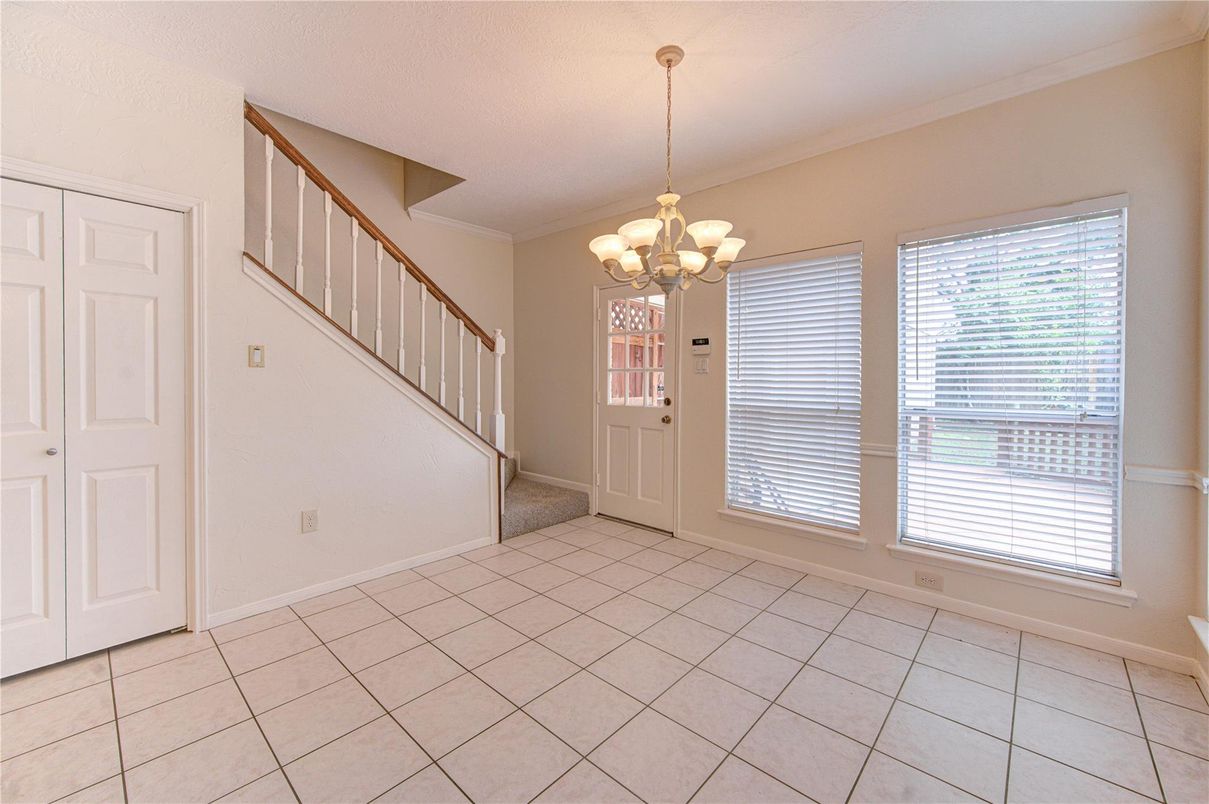 Chandelier, Empty room, Interior