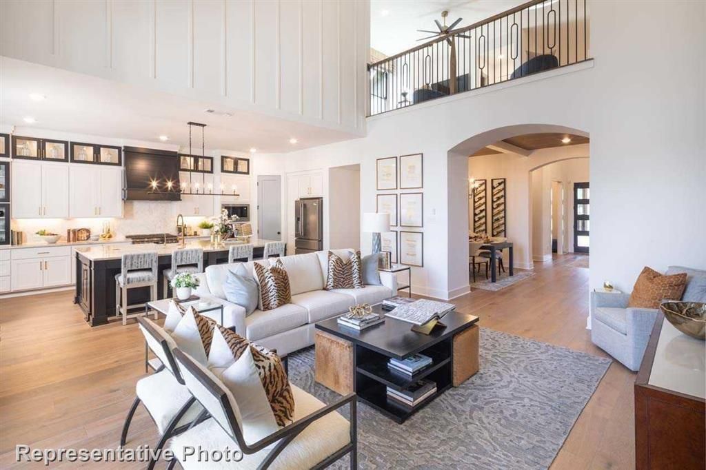 Interior, Kitchen, Living room, Pendant Lights, Recessed Lighting, Stainless Steel Appliances, Wood Texture Flooring