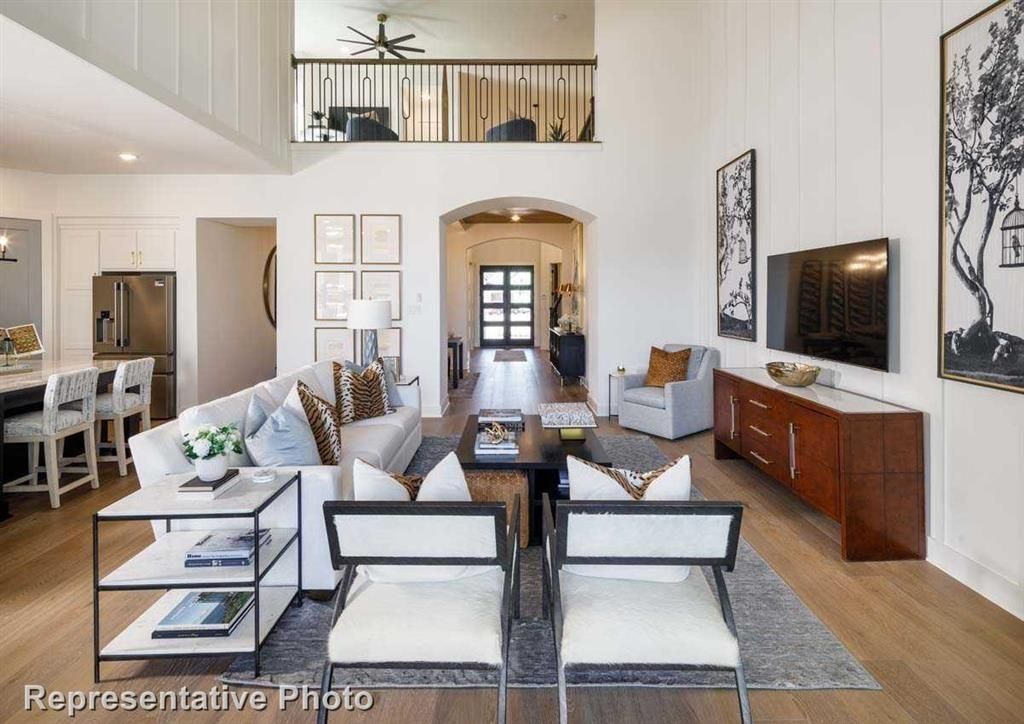 Dining room, Interior, Kitchen, Living room, Recessed Lighting, Wood Texture Flooring