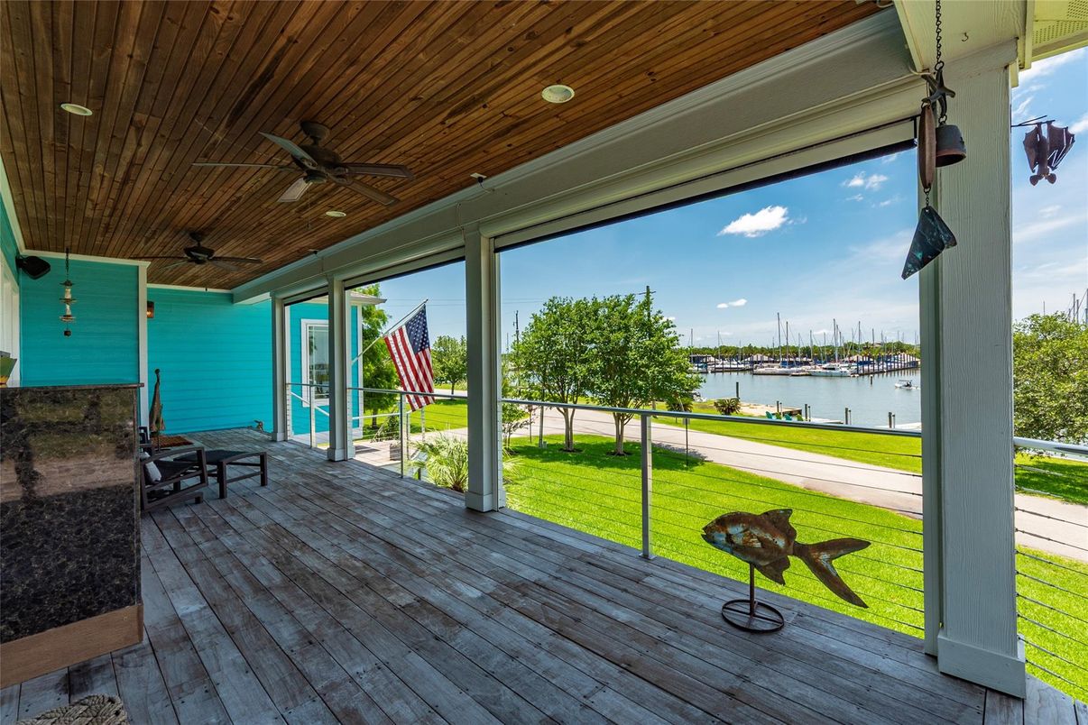 Interior, Sun Room, Water, Wooden Ceilings, Wood Texture Flooring