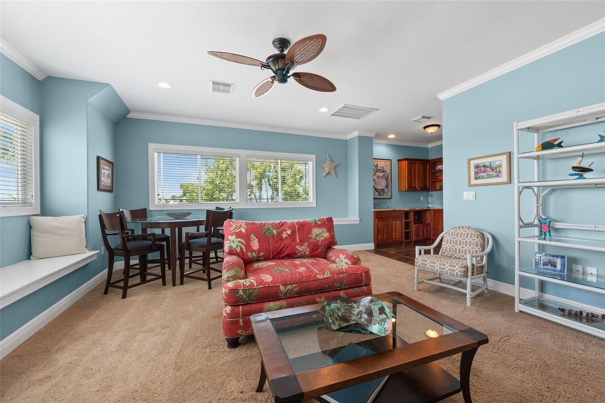 Dining room, Interior, Living room, Recessed Lighting