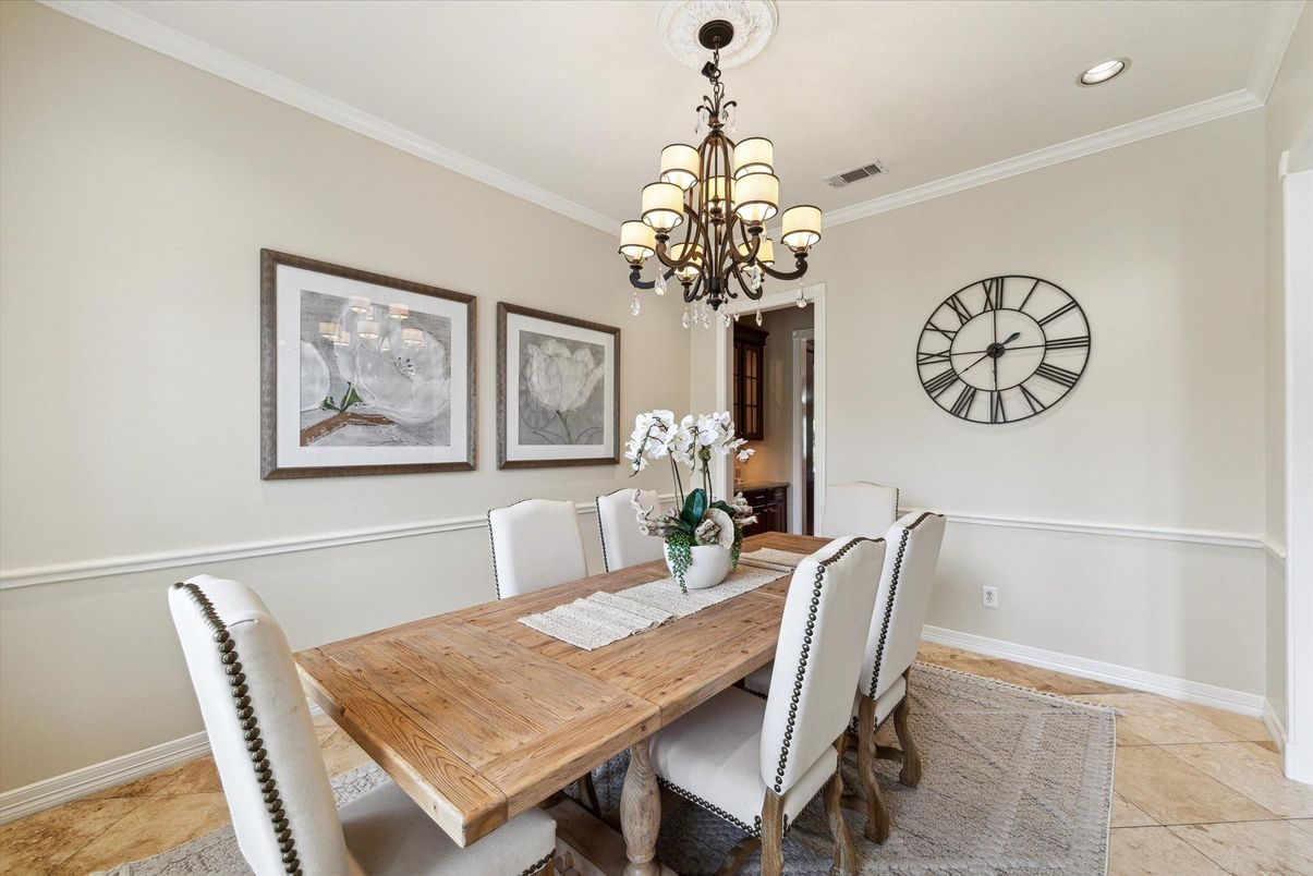 Chandelier, Dining room, Interior, Recessed Lighting