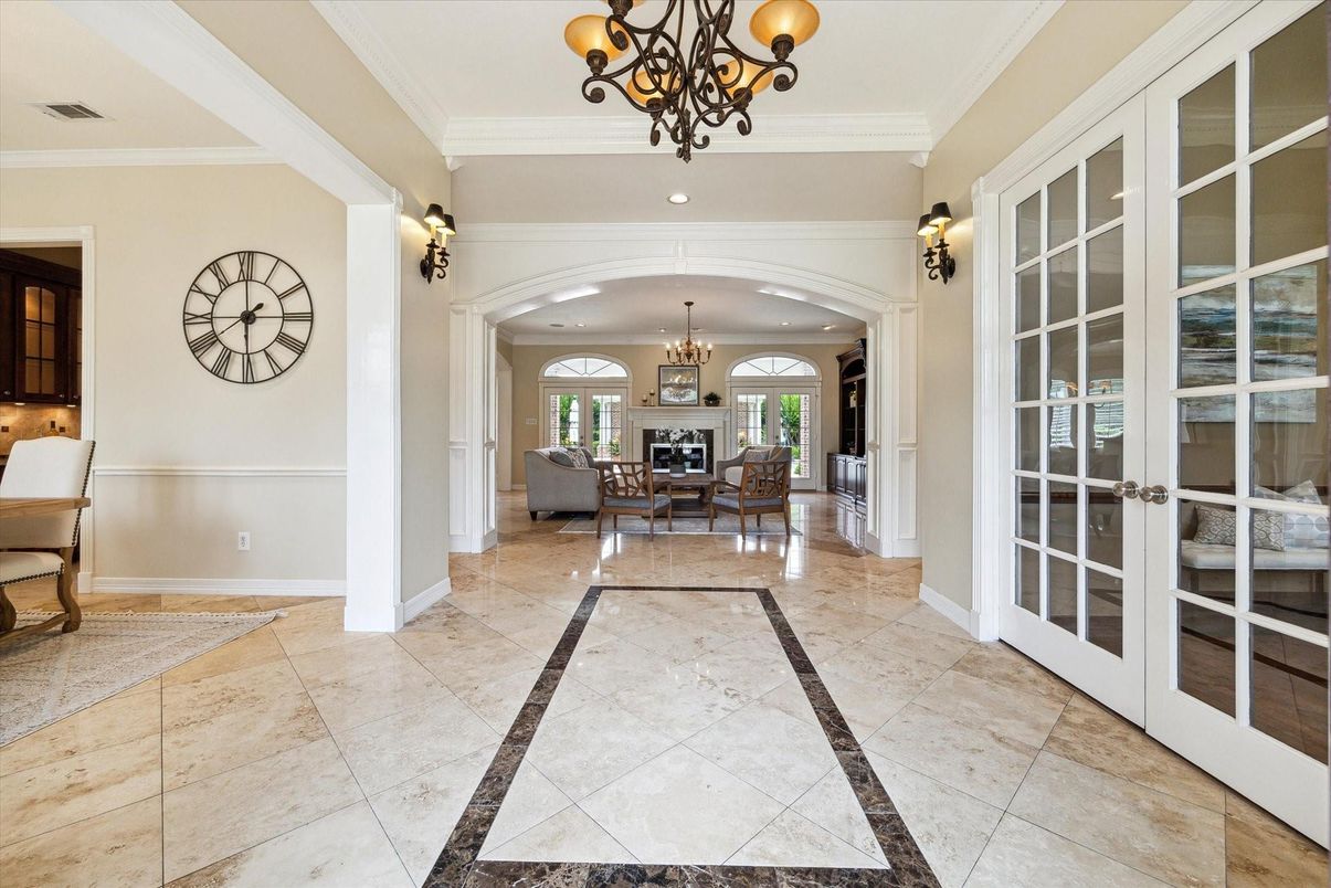 Chandelier, Dining room, Fireplace, Interior, Recessed Lighting