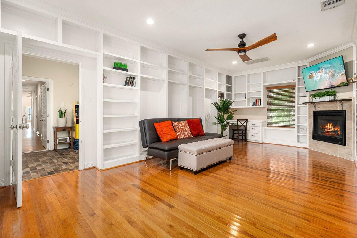 Fireplace, Interior, Recessed Lighting, Wood Texture Flooring