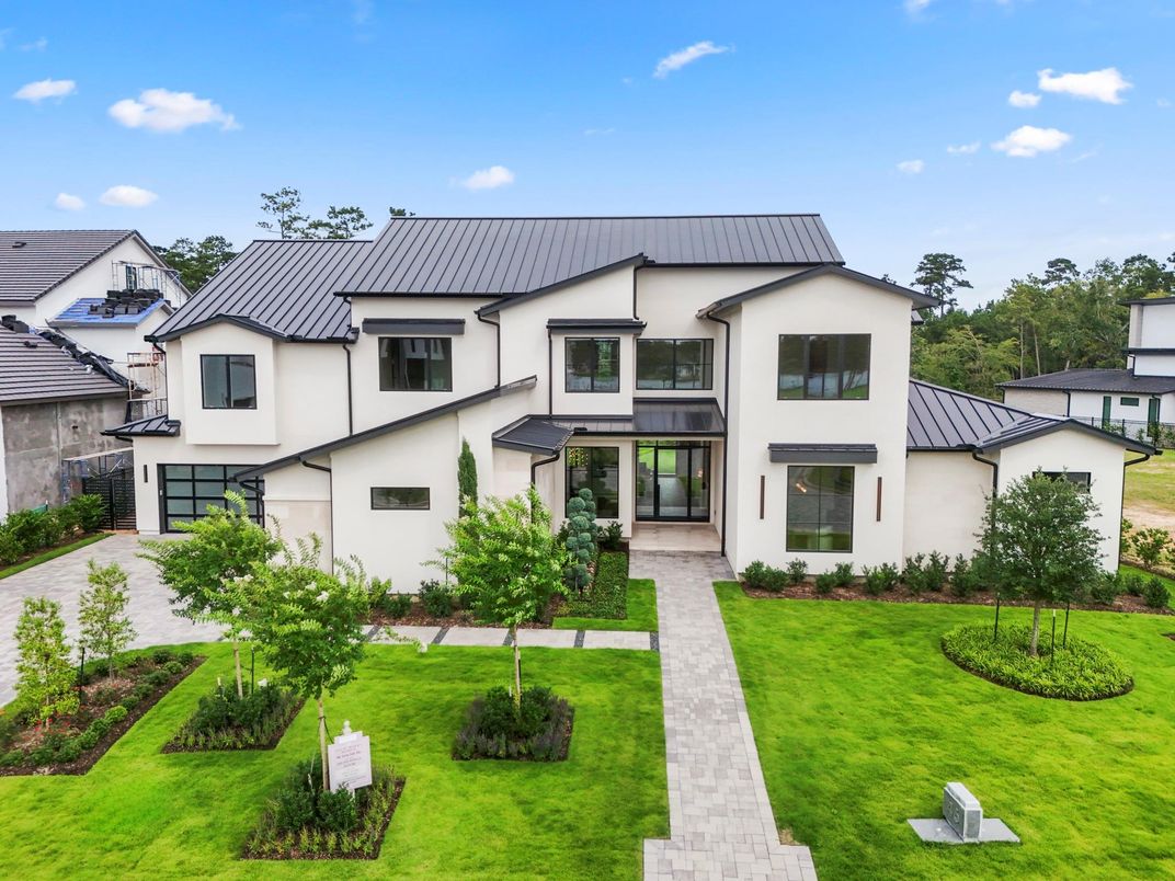 Backyard, Exterior, Facade, Farmhouse