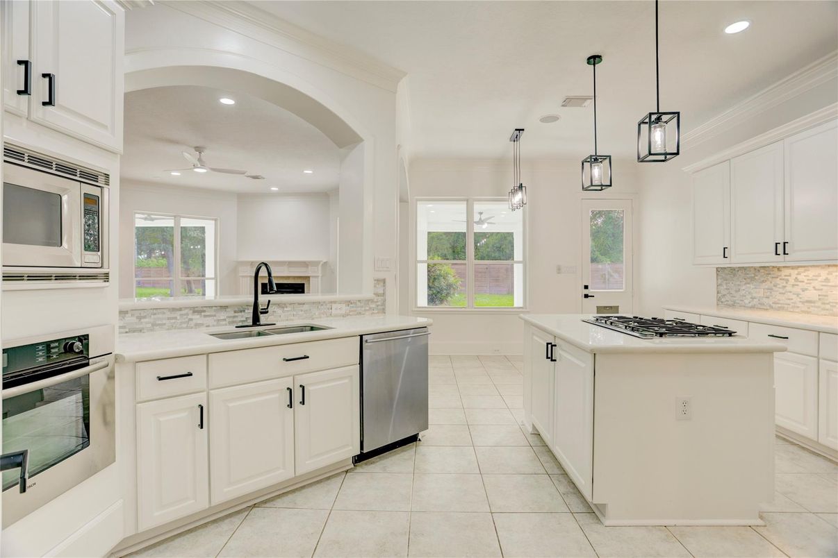 Interior, Kitchen, Pendant Lights, Recessed Lighting