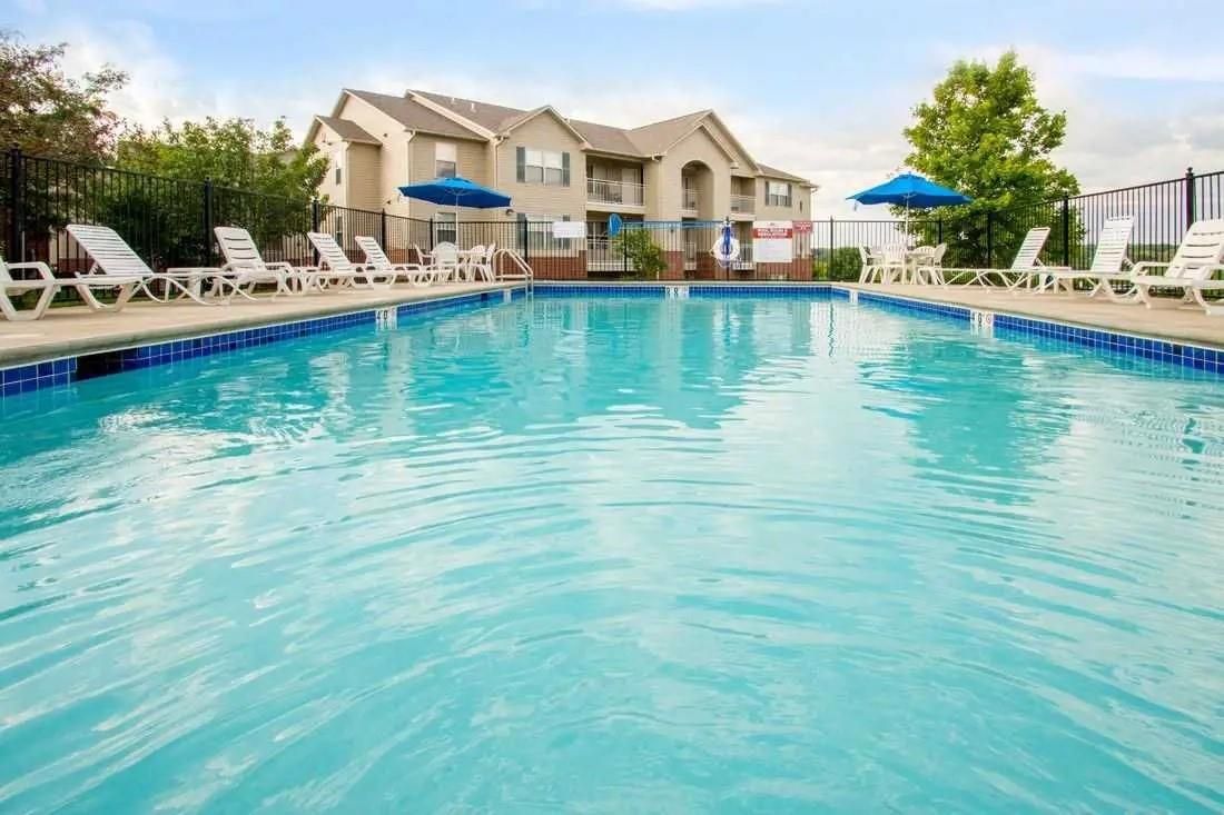 Exterior, Pool
