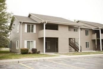 Attached, Exterior, Facade, Rowhouse