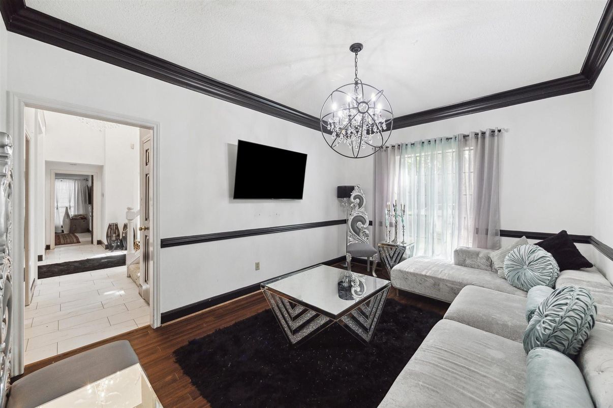 Chandelier, Interior, Living room, Wood Texture Flooring