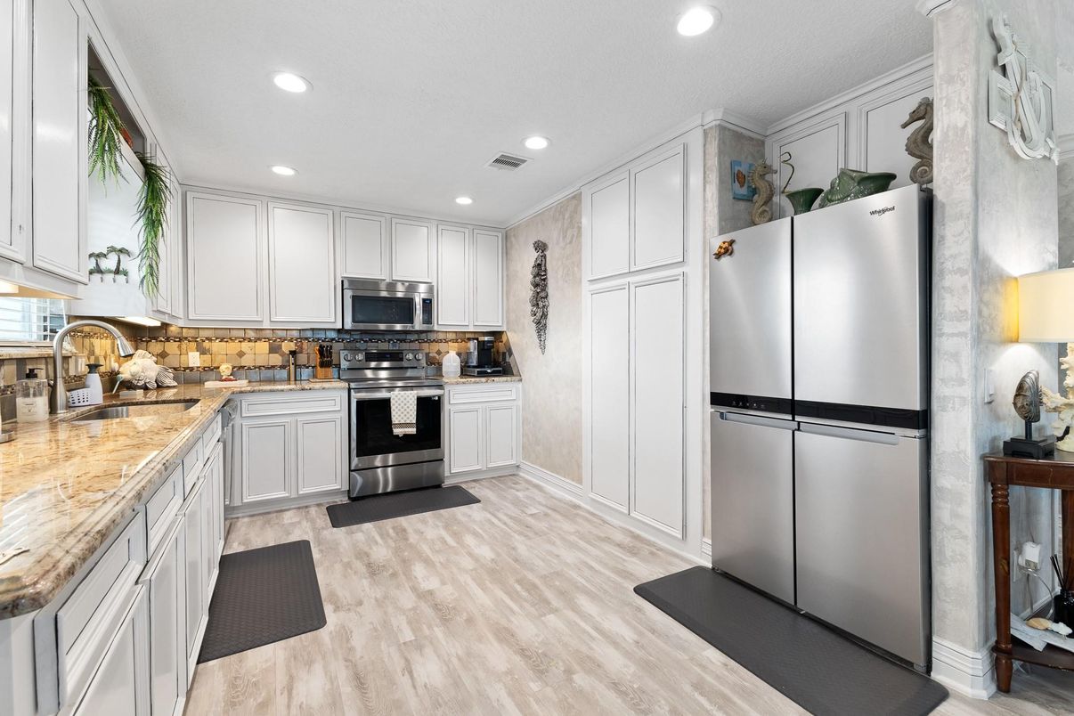 Interior, Kitchen, Recessed Lighting, Stainless Steel Appliances, Wood Texture Flooring
