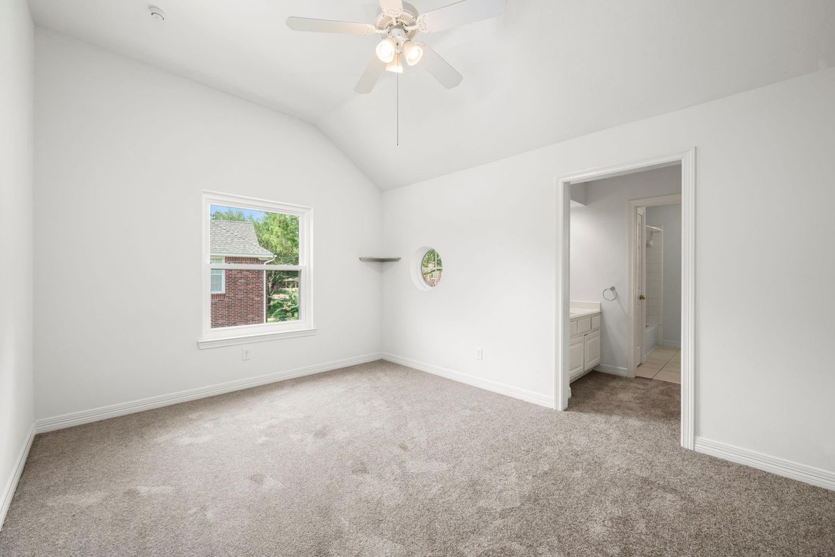 Bathroom, Empty room, Interior