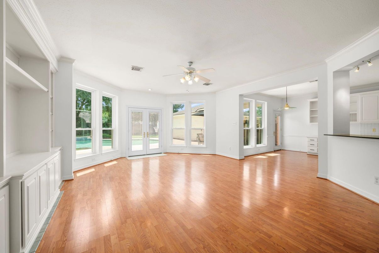 Empty room, Interior, Pendant Lights, Recessed Lighting, Wood Texture Flooring