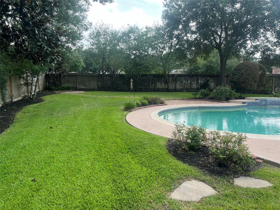 Backyard, Exterior, Pool