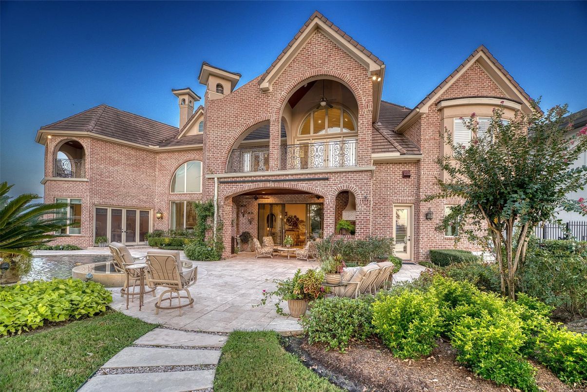 Exterior, Facade, Brick Facade, Tudor Revival