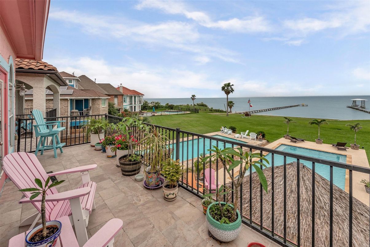 Water, Exterior, Pool, Other