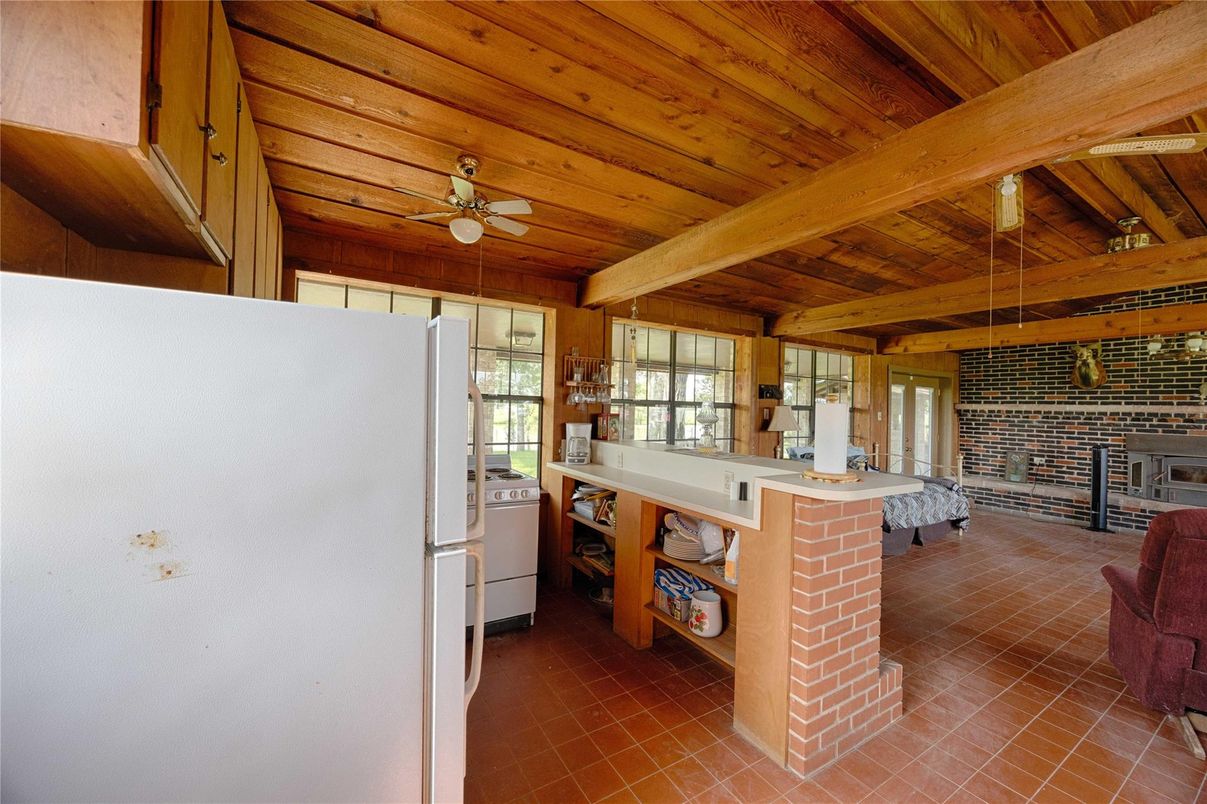 Interior, Stone Walls, Washer, Wooden Beams, Wooden Ceilings