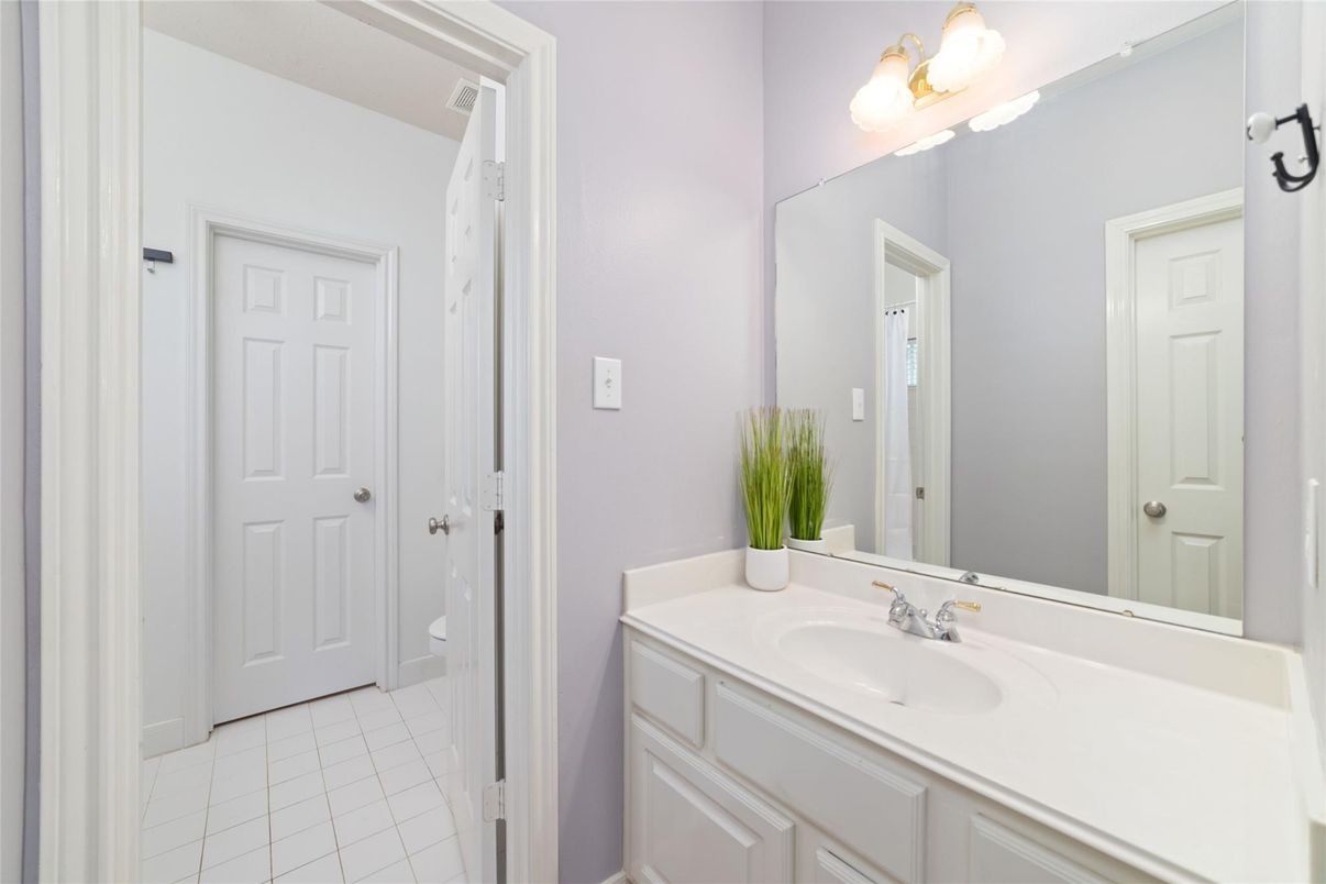 Bathroom, Interior