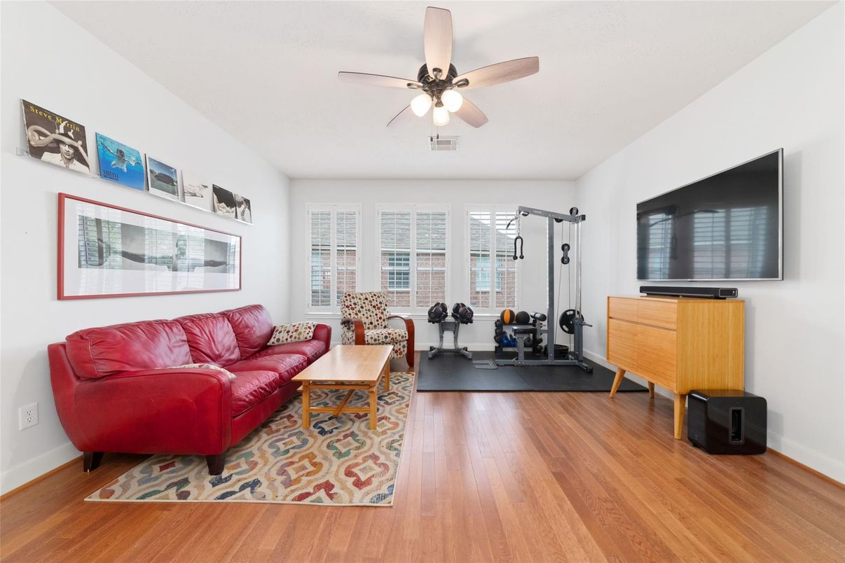 Fitness Equipment, Interior, Living room, Wood Texture Flooring
